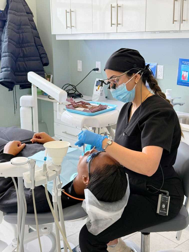 Deep cleaning dental hygienist